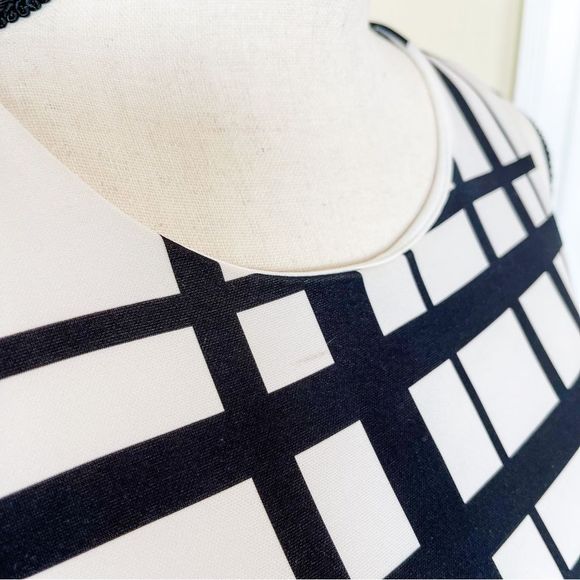 Jessica Simpson 2 Black White Unique Plaid Design Colorful Floral Bottom w/ Belt - Picture 9 of 16